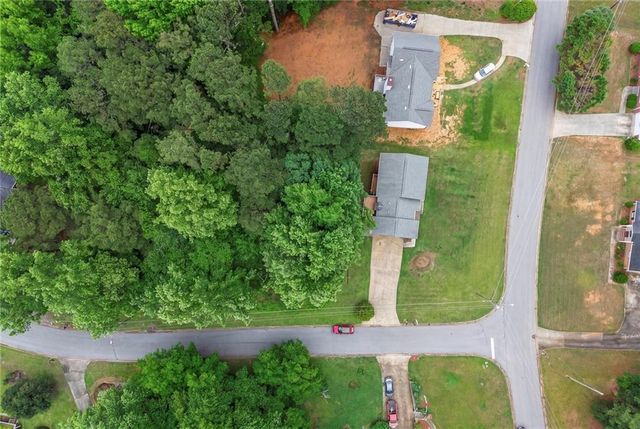 2850 Emerald Lane, Acworth, GA 30102