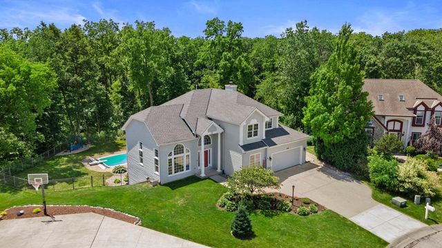 2705 Bartels DRIVE, Mount Pleasant, WI 53406