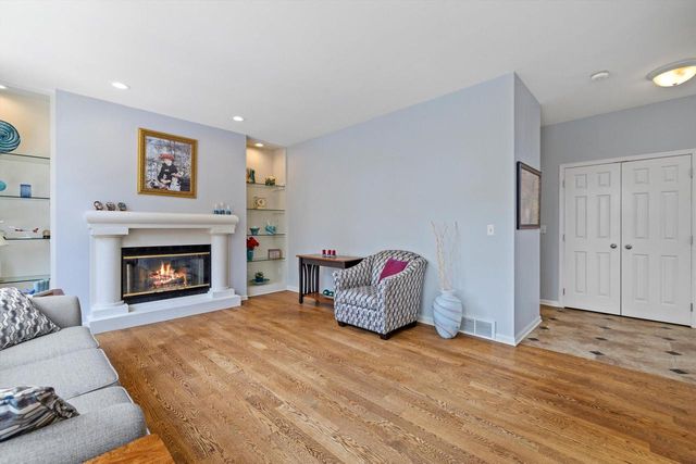 2705 Bartels DRIVE, Mount Pleasant, WI 53406