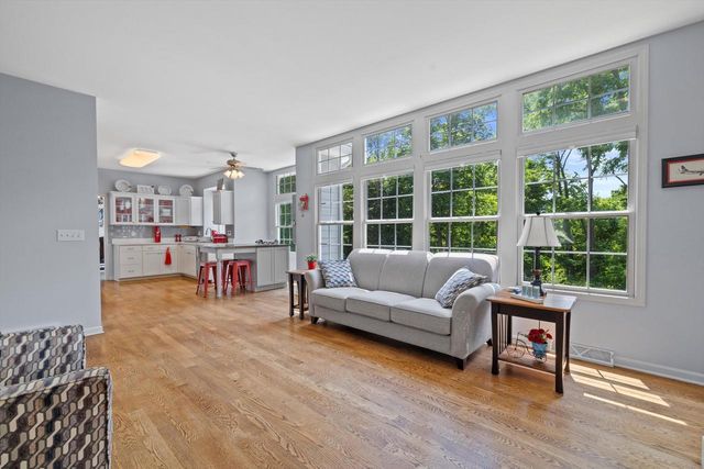 2705 Bartels DRIVE, Mount Pleasant, WI 53406