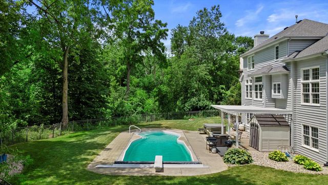 2705 Bartels DRIVE, Mount Pleasant, WI 53406