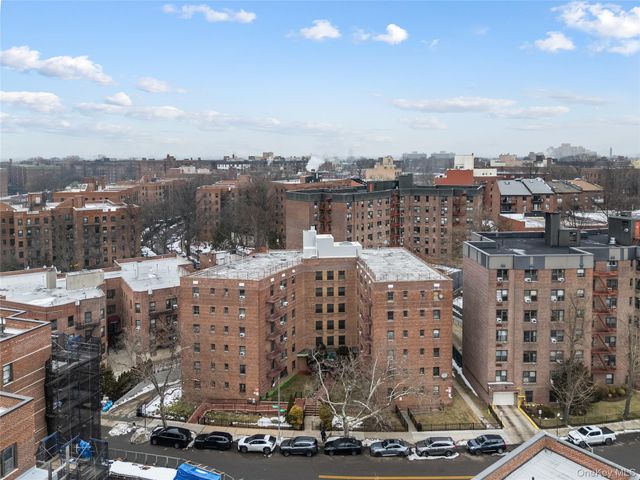 139-05 85th Drive 4B, Briarwood, NY 11435