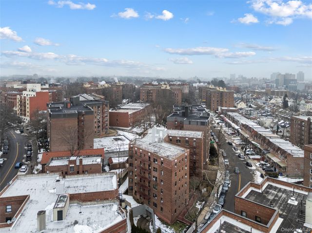 139-05 85th Drive 4B, Briarwood, NY 11435