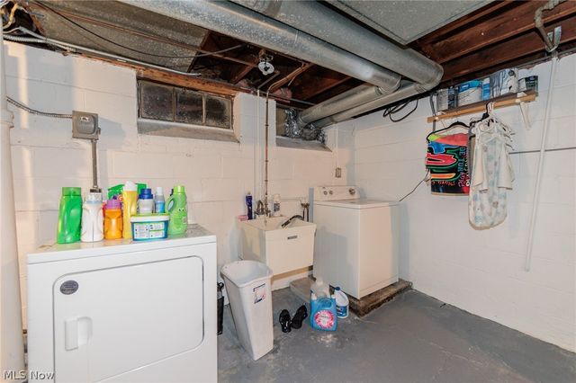 4042 Ellison Road, South Euclid, OH 44121