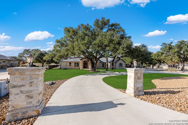 415 Redland, Spring Branch, TX 78070