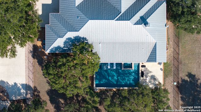 415 Redland, Spring Branch, TX 78070