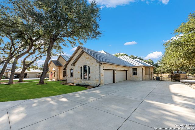415 Redland, Spring Branch, TX 78070