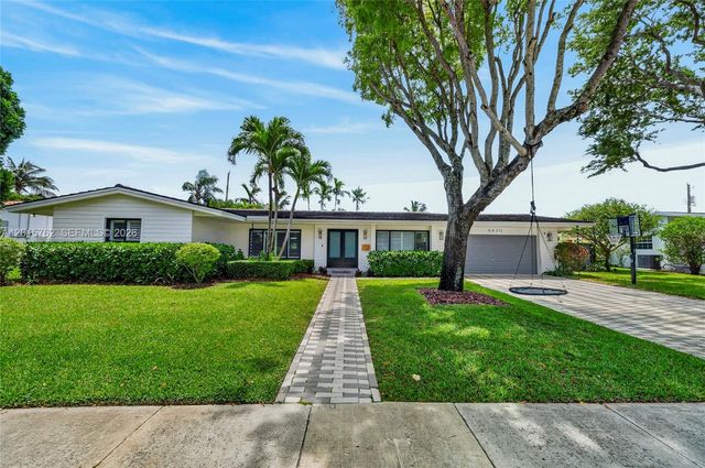 8820 SW 85th Ter, Miami, FL 33173