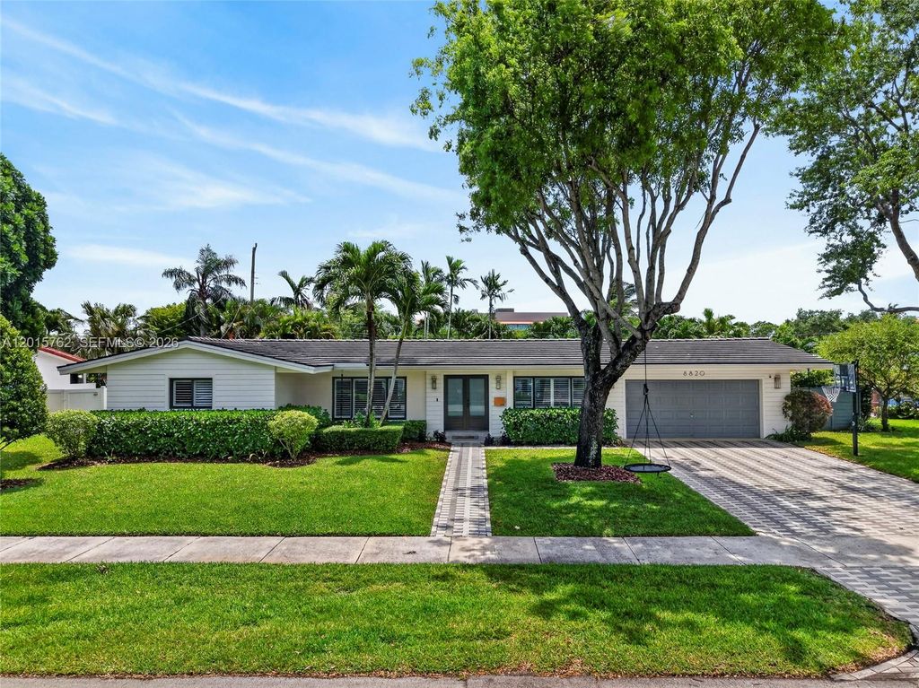 8820 SW 85th Ter, Miami, FL 33173