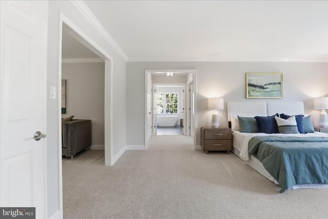 13013 GREY FRIARS PL, Herndon, VA 20171