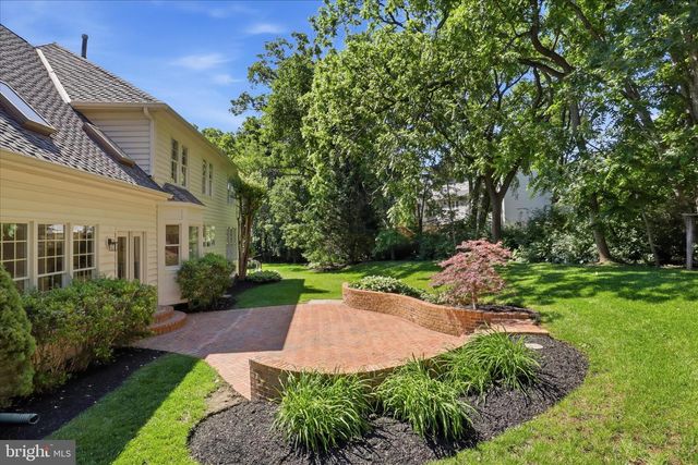 13013 GREY FRIARS PL, Herndon, VA 20171