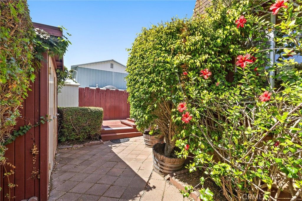 Image 21 of property listing at 21 12th Street, Cayucos, CA 93430