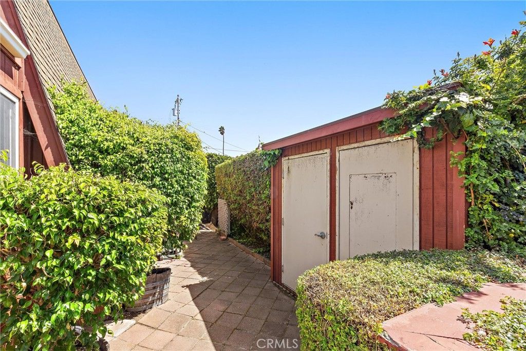 Image 23 of property listing at 21 12th Street, Cayucos, CA 93430