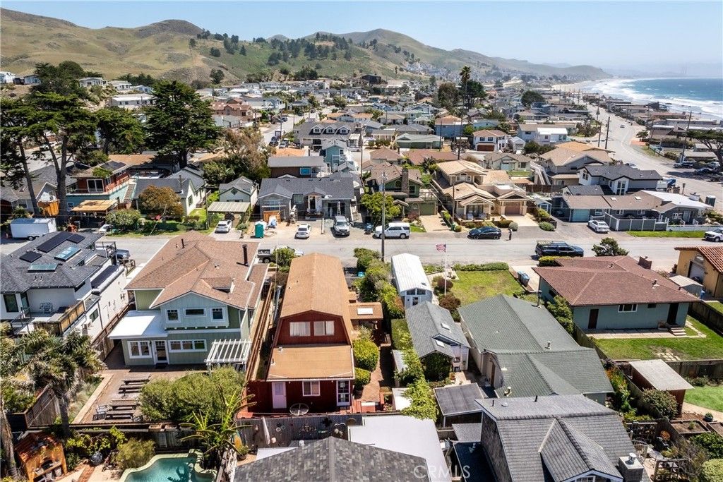 Image 25 of property listing at 21 12th Street, Cayucos, CA 93430