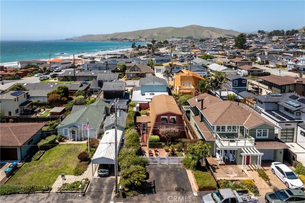 Image 26 of property listing at 21 12th Street, Cayucos, CA 93430