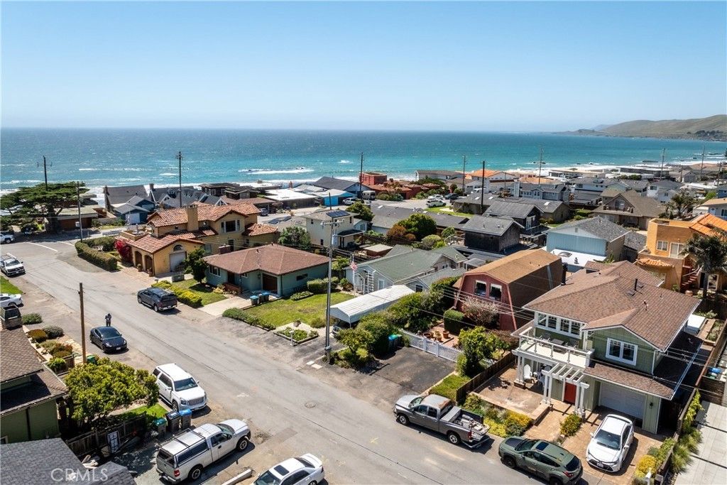 Image 27 of property listing at 21 12th Street, Cayucos, CA 93430