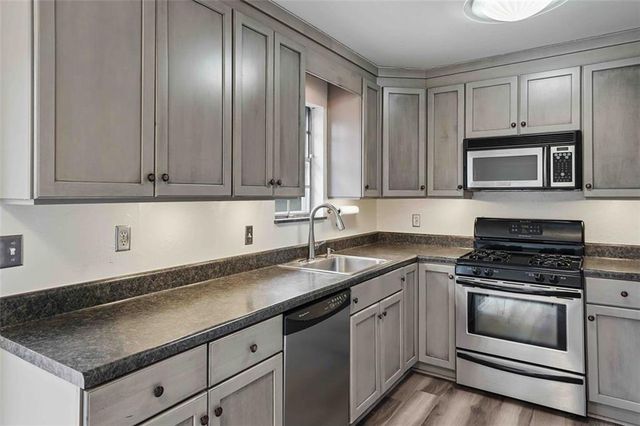 5506 Kingsport Drive, Atlanta, GA 30342