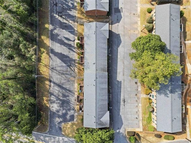 5506 Kingsport Drive, Atlanta, GA 30342