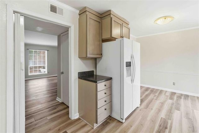 5506 Kingsport Drive, Atlanta, GA 30342