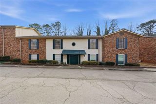 5506 Kingsport Drive, Atlanta, GA 30342