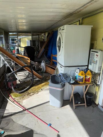 550 SW Airoso Boulevard, Port St Lucie, FL 34983