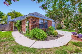 1671 Dustin Cade Dr, New Braunfels, TX 78130