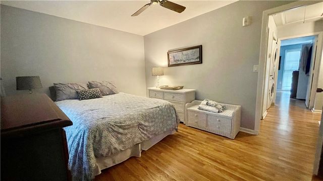 106 Swinburne Row, Newport, RI 02840