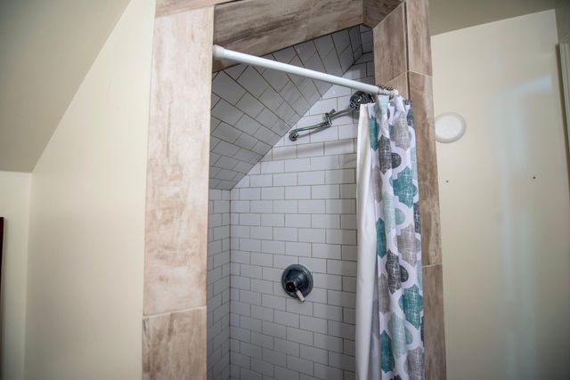 1705 Lark Avenue, Maplewood, MN 55109