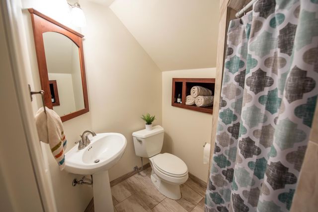 1705 Lark Avenue, Maplewood, MN 55109