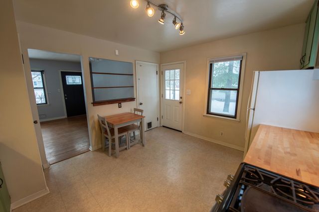 1705 Lark Avenue, Maplewood, MN 55109