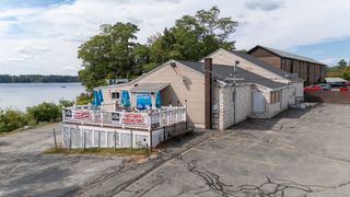 294 Tyngsboro Rd, Dracut, MA 01826