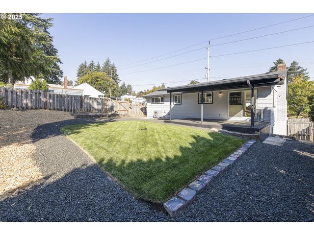 1290 Se MADRONA Ave, Salem, OR 97302