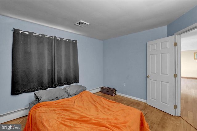 72 MOUNTAIN BLVD, Wernersville, PA 19565