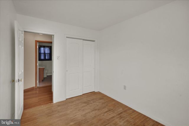 72 MOUNTAIN BLVD, Wernersville, PA 19565