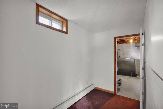 72 MOUNTAIN BLVD, Wernersville, PA 19565