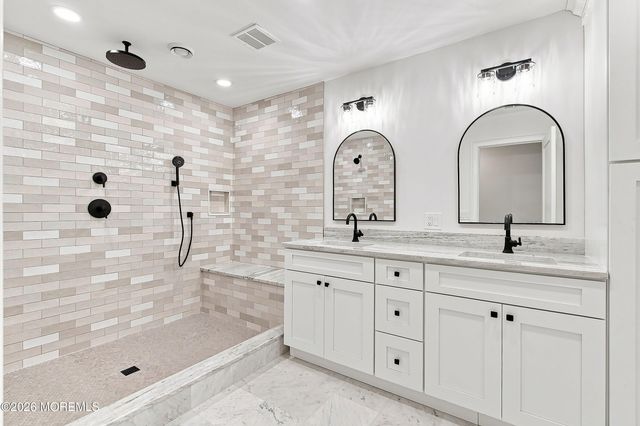 29 Centerville Road, Holmdel, NJ 07733