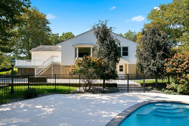 29 Centerville Road, Holmdel, NJ 07733