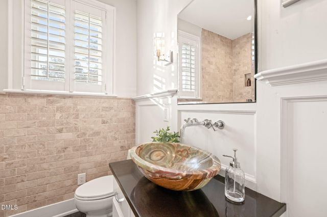 1617 Glenwood Avenue, Raleigh, NC 27608