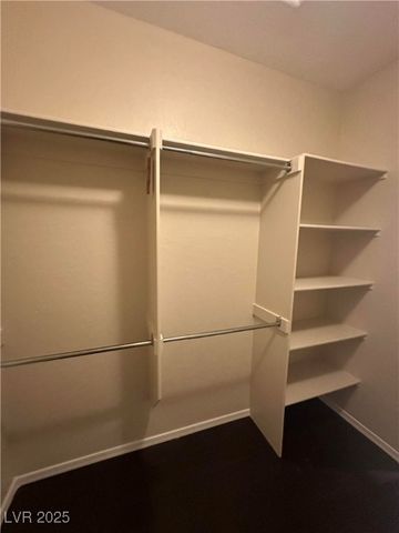 6071 SADDLE HORSE Avenue, Las Vegas, NV 89122