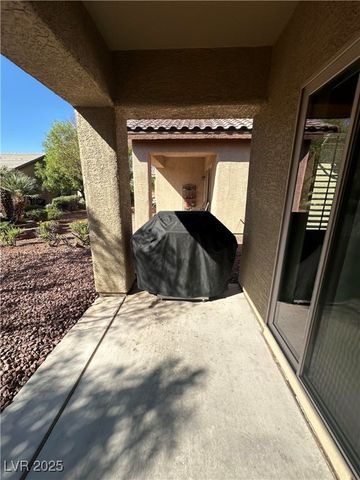 6071 SADDLE HORSE Avenue, Las Vegas, NV 89122