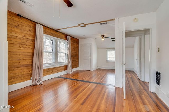 518 Ohio Avenue, Erwin, TN 37650