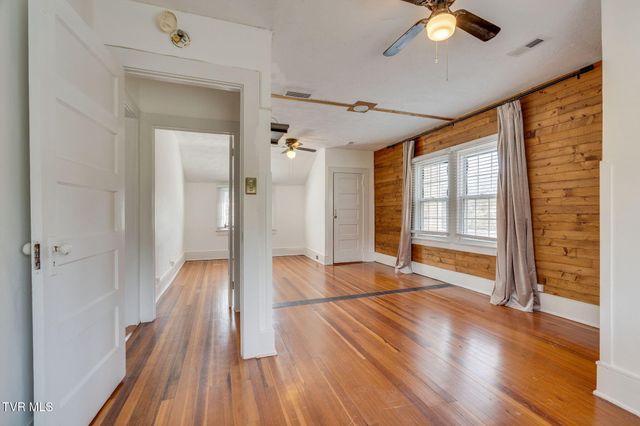 518 Ohio Avenue, Erwin, TN 37650