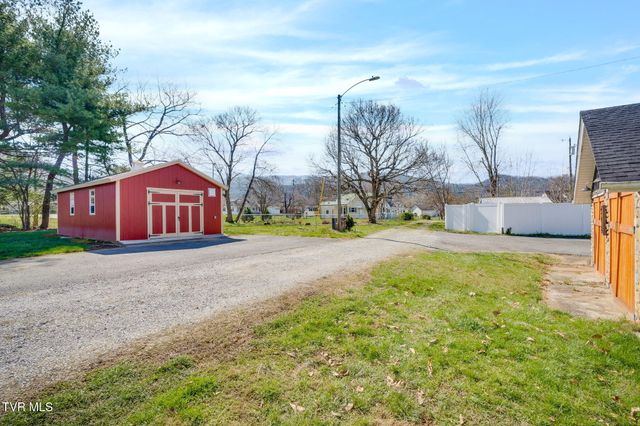 518 Ohio Avenue, Erwin, TN 37650