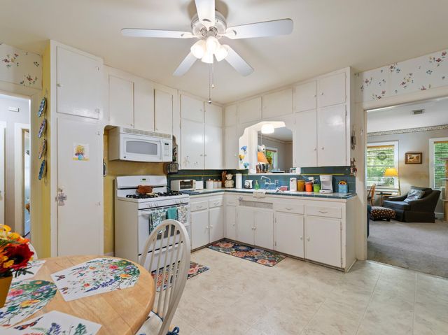 2918 Avenue I, Bay City, TX 77414