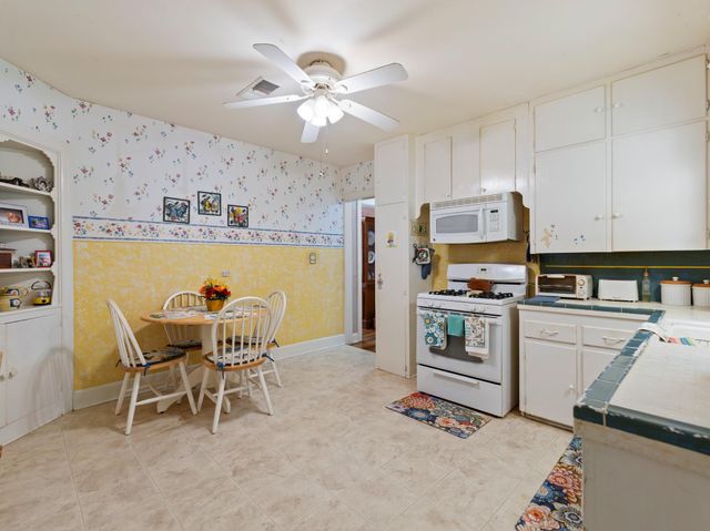 2918 Avenue I, Bay City, TX 77414