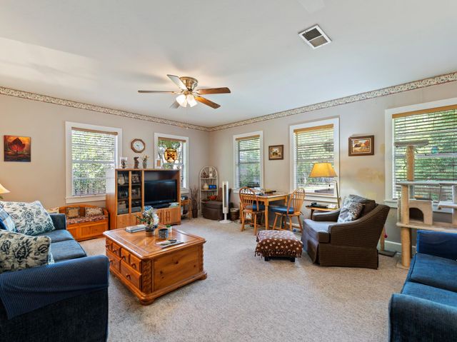 2918 Avenue I, Bay City, TX 77414
