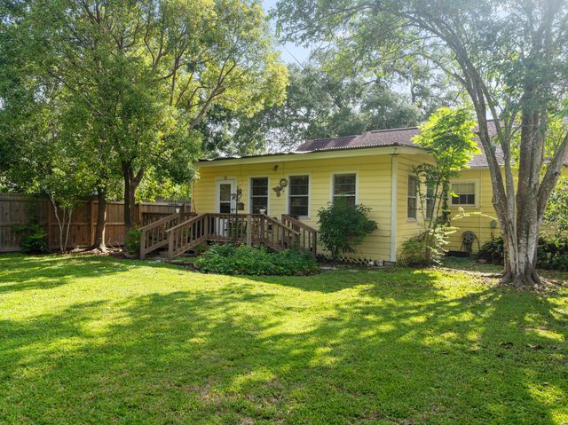 2918 Avenue I, Bay City, TX 77414