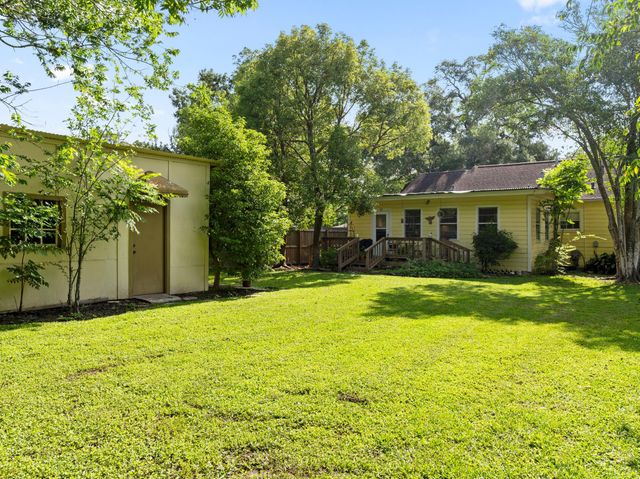 2918 Avenue I, Bay City, TX 77414