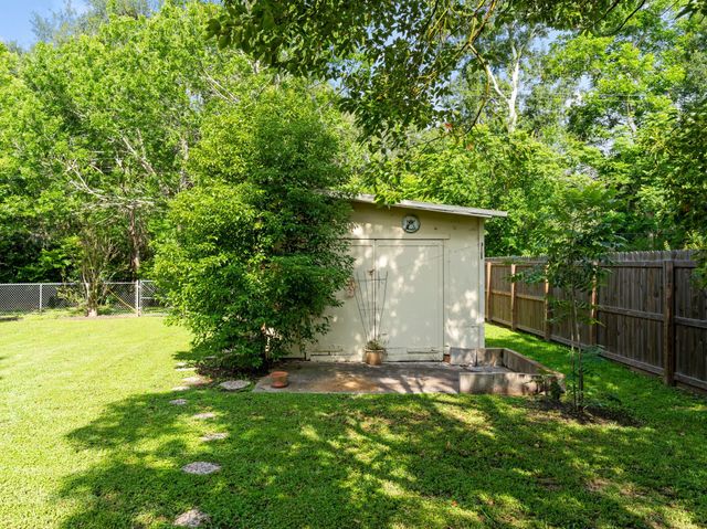 2918 Avenue I, Bay City, TX 77414