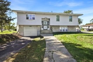 17000 Pine Court, Hazel Crest, IL 60429